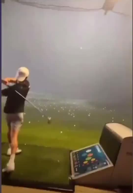 Video thumbnail for Golf ball gets hit by lightning
