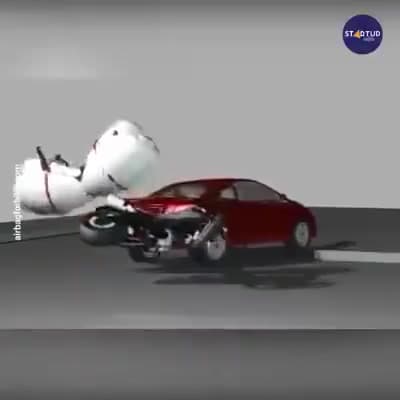 Video thumbnail for Prototype of a bike airbag