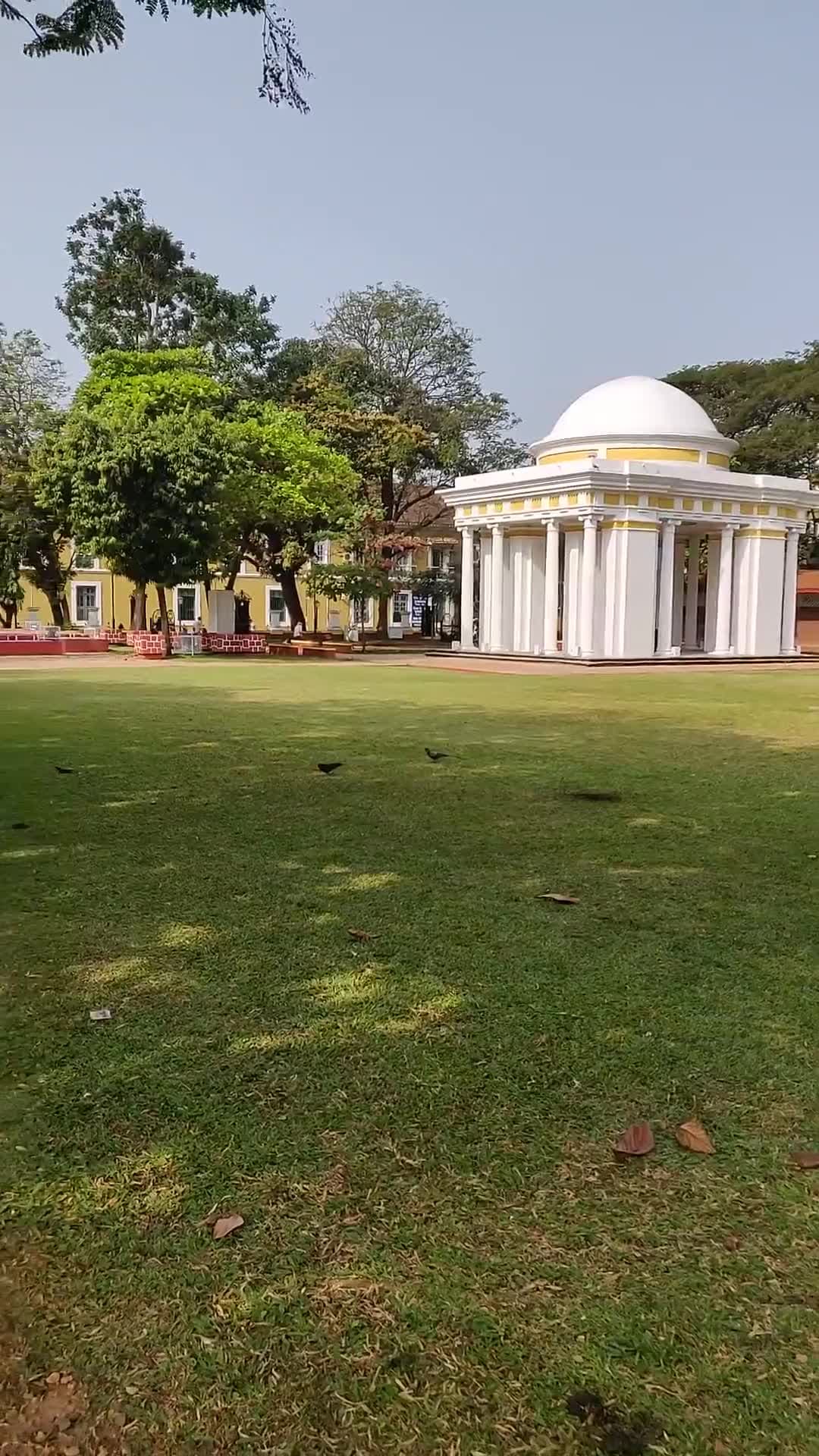 Video thumbnail for I've lived in Goa my entire life but had no idea this park existed right in the middle of the city