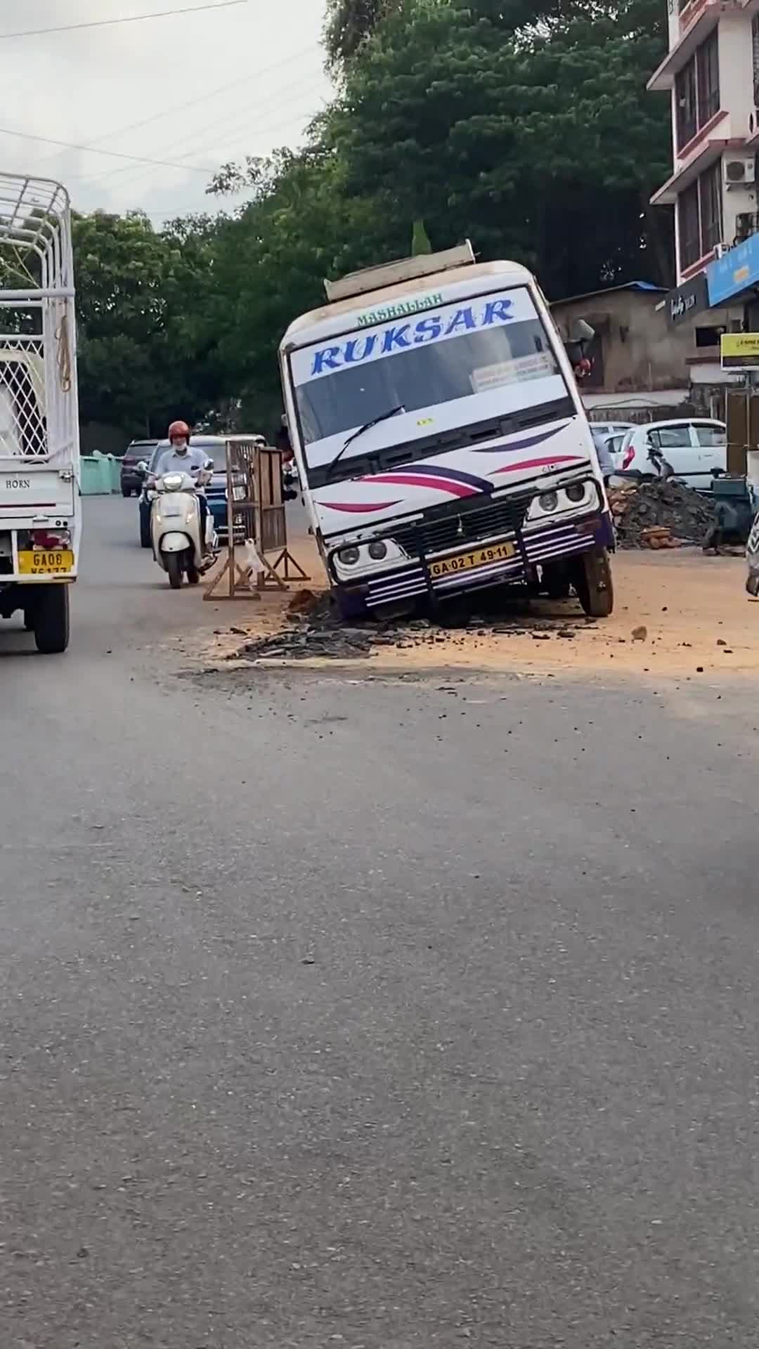 Video thumbnail for Bus driver tripped in my neighborhood