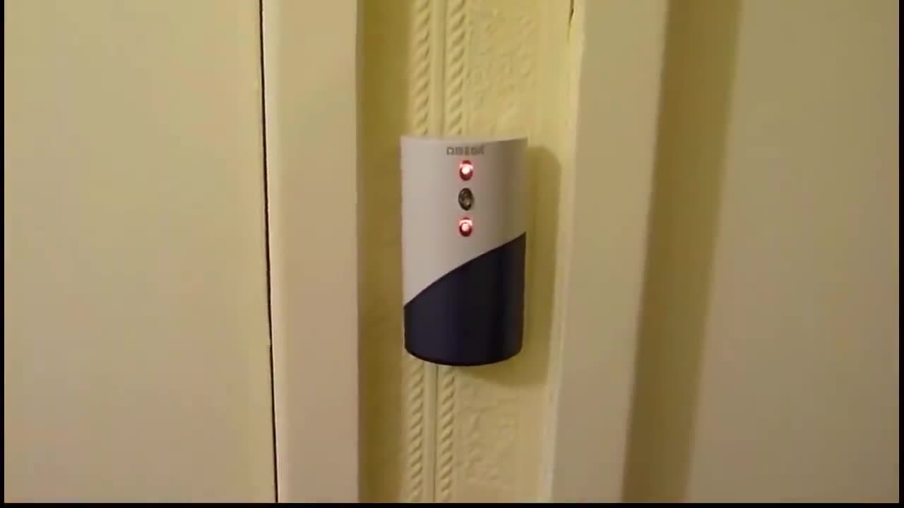 Video thumbnail for Depressed doorbell commits suicide