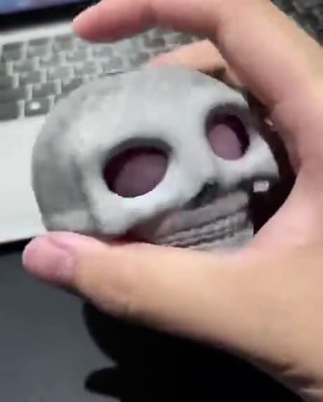 Video thumbnail for Wild stressball that brings you more stress