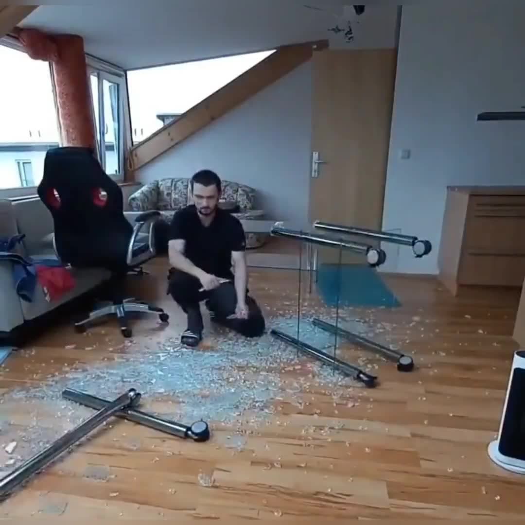 Video thumbnail for The sheer disappointment on his face