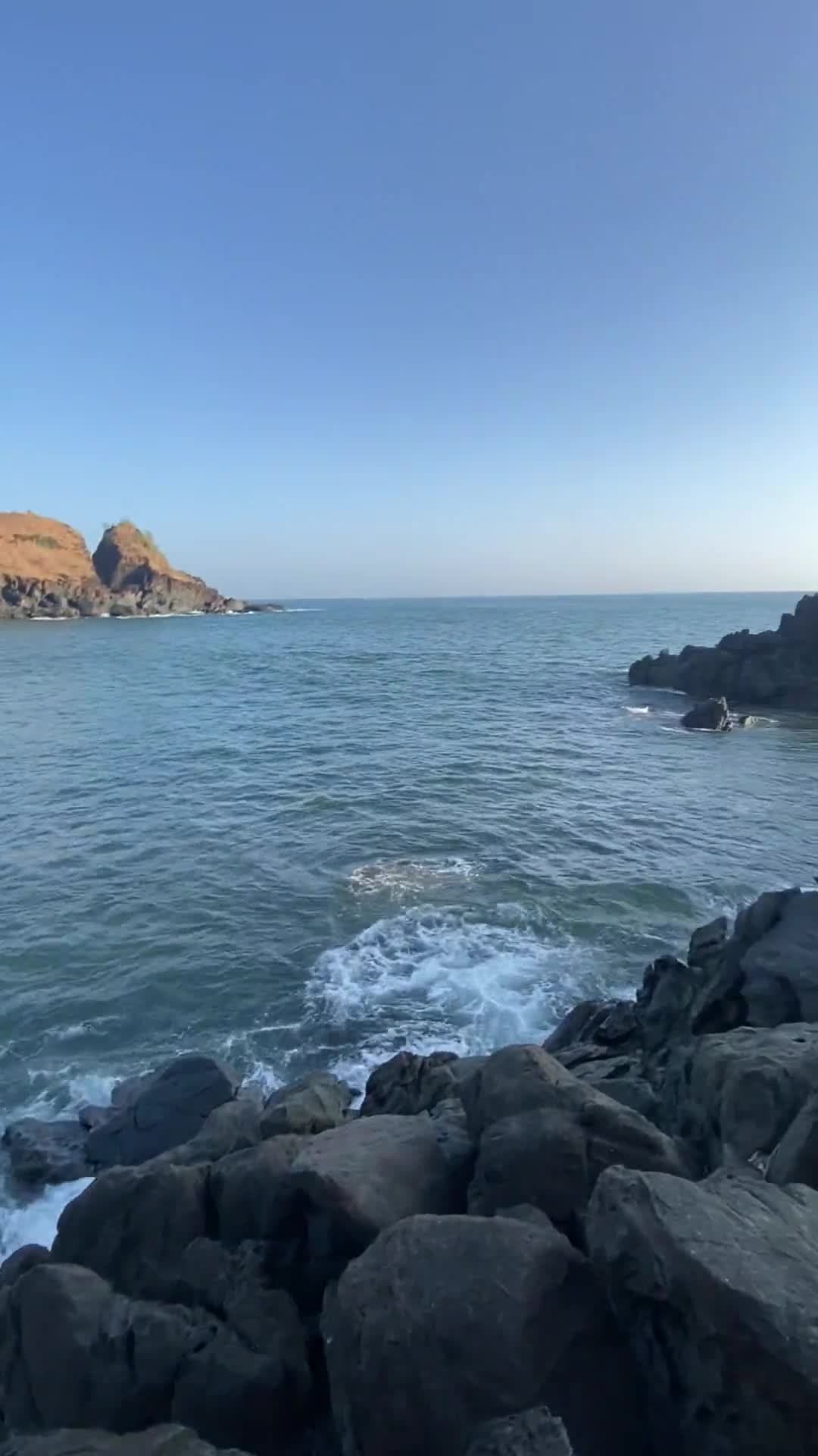 Video thumbnail for Perks of being a local in Goa : Know all the beaches the tourists don't