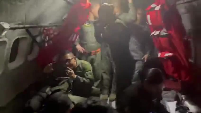 Video thumbnail for Four Columbian children found alive in the Amazon more than 5 weeks after the plane they were traveling in crashed