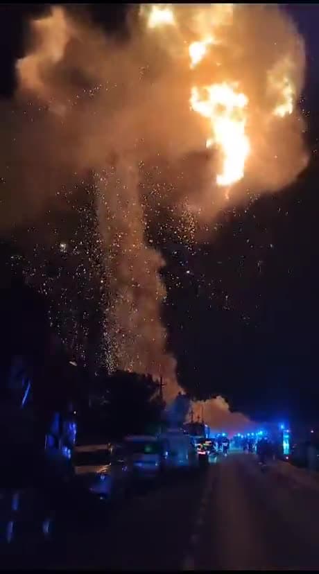 Video thumbnail for Huge explosion in Romania yesterday