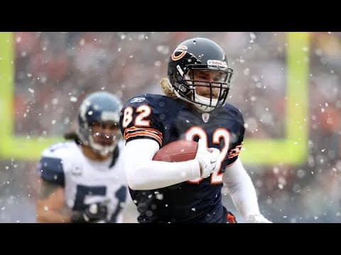 YouTube thumbnail for [Highlight] Jay Cutler gives Chicago a quick lead on this 58 yard touchdown pass to Greg Olsen (2010 Divisional Round)