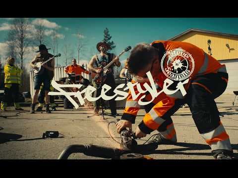 YouTube thumbnail for Freestyler by Steve'n'Seagulls (LIVE)