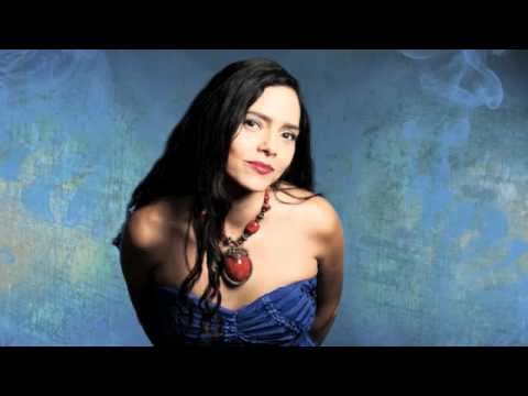YouTube thumbnail for [Spanish] Eliana Cuevas - Agua, Cangrejo y Sal