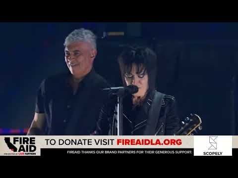 YouTube thumbnail for Just Nirvana casually killing it with St Vincent, Kim Gordon, Joan Jett, & Violet Grohl