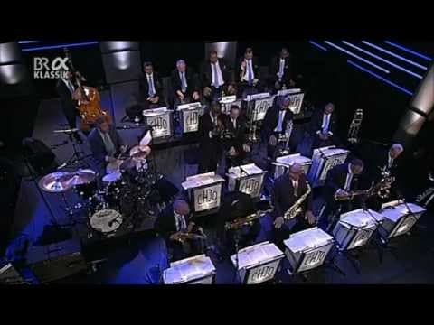 YouTube thumbnail for Clayton-Hamilton Jazz Orchestra "Squatty Roo" (Live In Germany)