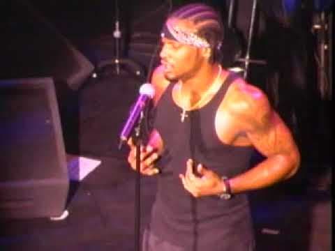 YouTube thumbnail for D'Angelo - Live at Brixton Academy, London (2000)