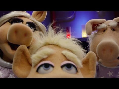 YouTube thumbnail for PIGS IN SPACE!! i don't really know what to make of this one