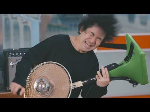 YouTube thumbnail for Electronicos Fantasticos - Electric Harp in a Bathhouse