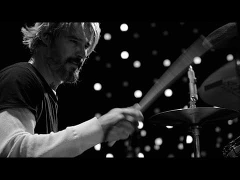 YouTube thumbnail for METZ - Entwined (Street Light Buzz) (Live on KEXP)