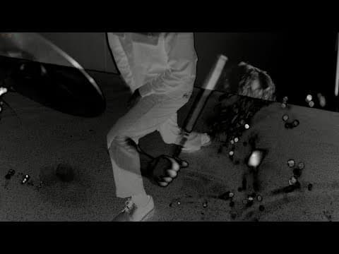 YouTube thumbnail for deftones - my mind is a mountain (2025)