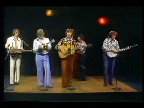 YouTube thumbnail for J.D. Crowe & New South - Ten Degrees and Getting Colder