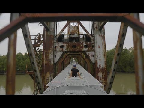 YouTube thumbnail for Watch it fall - Billy Strings