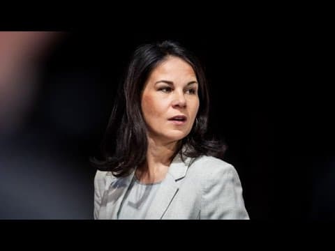 YouTube thumbnail for Statement von Außenministerin Annalena Baerbock zur Unterstützung der Ukraine | 01.03.25